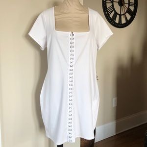 White ribbed dress
